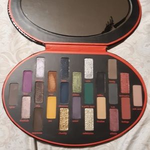 Kat Von D Fetish eyeshadow palette